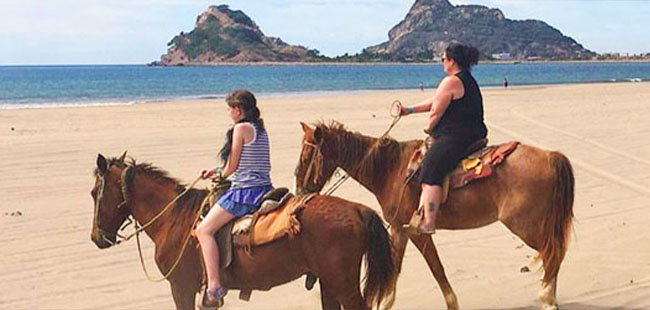 Mazatlan Horseback Riding Tours | Real Deal Tours Mazatlan