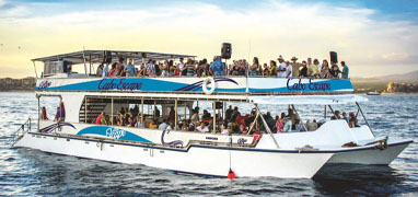 Chileno Bay Breakfast Cruise & Snorkel Tour