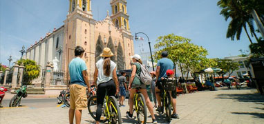 Golden Mazatlan City Tour by Bike